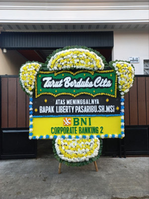 Papan Bunga Duka di Pasirhalang