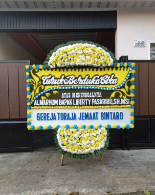Papan Bunga Duka di Pasirhalang
